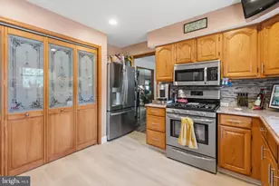 1117 Treasure Ave, Manahawkin, NJ 08050 - Photo 10