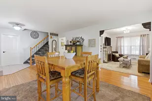 2 Maiden Ln, Toms River, NJ 08753 - Photo 8