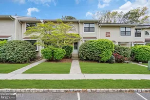 2004 Meadowlands Ct, Toms River, NJ 08755 - Photo 4