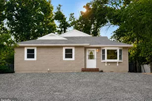 256 Nautilus Dr, Manahawkin, NJ 08050 - Photo 1