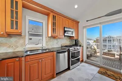 218 W 27th Street, Ship Bottom, NJ 08008 - Photo 10