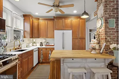 210 N Beach Avenue, Beach Haven, NJ 08008 - Photo 14