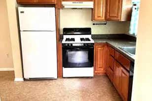 16 Pin Oak Ln, Tuckerton, NJ 08087 - Photo 2