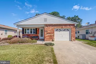 6 Speighstown Pl, Toms River, NJ 08757 - Photo 2