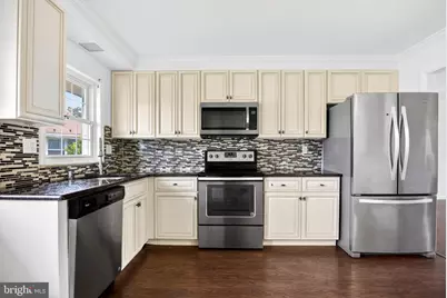 692B Plymouth Drive, Lakewood, NJ 08701 - Photo 8