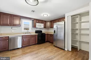 404 Cedar Dr, Lanoka Harbor, NJ 08734 - Photo 10