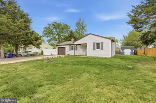 404 Cedar Dr, Lanoka Harbor, NJ 08734 - Photo 4