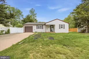 404 Cedar Dr, Lanoka Harbor, NJ 08734 - Photo 1