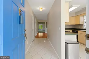 2312 Coral Leaf Rd, Toms River, NJ 08755 - Photo 4