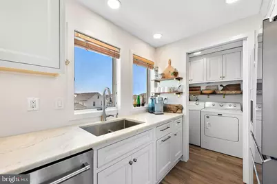 527 Engleside Avenue, Beach Haven, NJ 08008 - Photo 10
