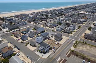 310 Central Ave, Ship Bottom, NJ 08008 - Photo 10