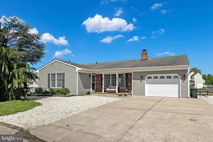 407 Atlantic City Ct, Lanoka Harbor, NJ 08734 - Photo 2