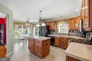 6 Cherry Hill Ct, Manahawkin, NJ 08050 - Photo 8