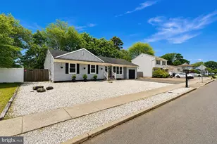 1321 Bay Ave, Toms River, NJ 08753 - Photo 4