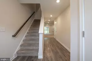 107 Melanie Wy, Manahawkin, NJ 08050 - Photo 4