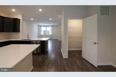 107 Melanie Way, Manahawkin, NJ 08050 - Photo 18