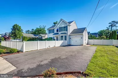 223 Serpent Lane, Manahawkin, NJ 08050 - Photo 2