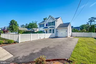 223 Serpent Ln, Manahawkin, NJ 08050 - Photo 2