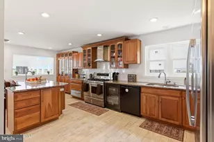 180 Country Club Blvd, Tuckerton, NJ 08087 - Photo 20