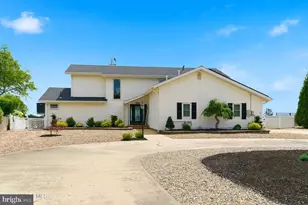 180 Country Club Blvd, Tuckerton, NJ 08087 - Photo 6