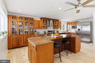 180 Country Club Blvd, Tuckerton, NJ 08087 - Photo 16