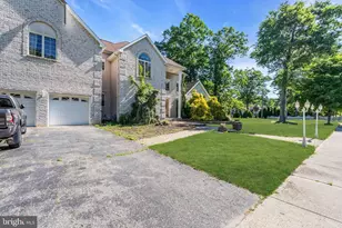 203 Superior Ct, Toms River, NJ 08755 - Photo 6