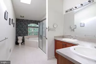 23 Ocean Breeze Ct, Manahawkin, NJ 08050 - Photo 18