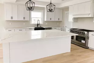 345 W 11th St, Ship Bottom, NJ 08008 - Photo 4