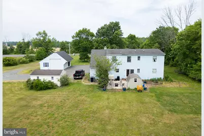 911 Monmouth, Cream Ridge, NJ 08514 - Photo 12