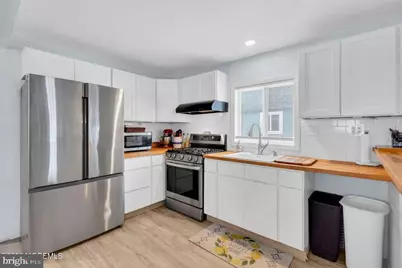 375 E Barnegat Avenue, Bayville, NJ 08721 - Photo 10