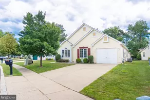 5 Stewart Ct, Jackson, NJ 08527 - Photo 2