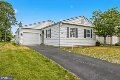 298 Costa Mesa Drive, Berkeley, NJ 08757 - Photo 1