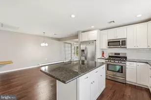 298 Costa Mesa Dr, Toms River, NJ 08757 - Photo 8