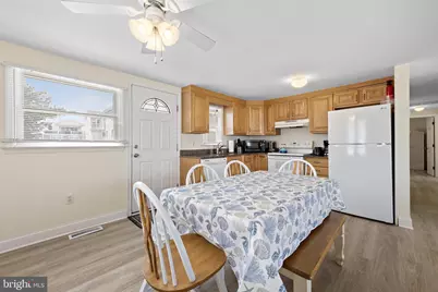 228 E 15th Street, Long Beach Township, NJ 08008 - Photo 14
