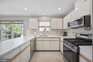34 Winterton Dr, Toms River, NJ 08757 - Photo 14