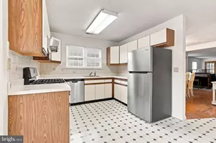 9 Dove Tree Ct, Barnegat, NJ 08005 - Photo 10