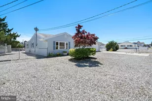 258 Bayshore Dr, Barnegat, NJ 08005 - Photo 4