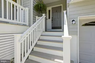 326 Scarlet Ct, Toms River, NJ 08753 - Photo 2