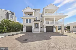 354 W 11th St, Ship Bottom, NJ 08008 - Photo 2