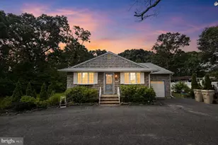 28 Cedar St, Bayville, NJ 08721 - Photo 1