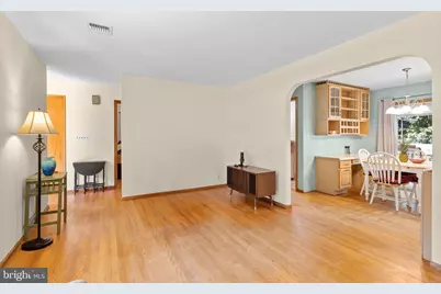 8 Riccis Drive, Jackson, NJ 08527 - Photo 16