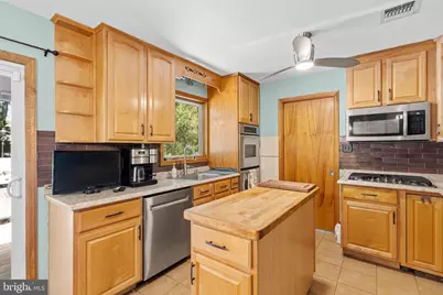 8 Riccis Drive, Jackson, NJ 08527 - Photo 20