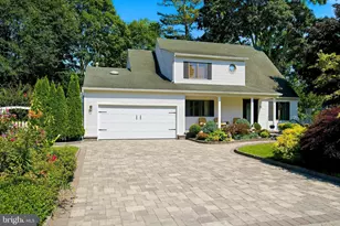 13 Shoveler Ln, Manahawkin, NJ 08050 - Photo 2