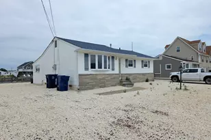 129 E Raritan Dr, Tuckerton, NJ 08087 - Photo 2