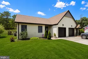 10 Cedar Ave, Manahawkin, NJ 08050 - Photo 2