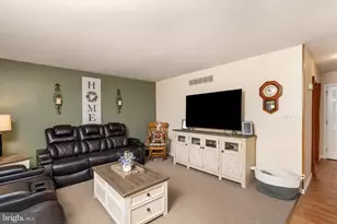 208 N Success, Cream Ridge, NJ 08514 - Photo 10