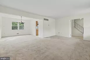 1075 Torremolinos Ct, Toms River, NJ 08753 - Photo 10