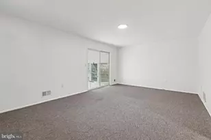 1075 Torremolinos Ct, Toms River, NJ 08753 - Photo 20