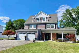 327 Barcelona Dr, Toms River, NJ 08753 - Photo 2