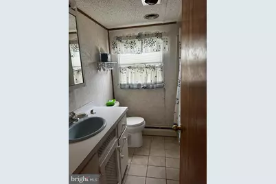 100 Roberts, Toms River Township, NJ 08755 - Photo 6